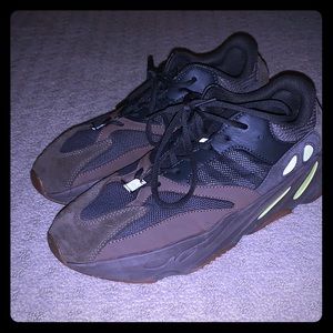 Yeezy Boost 700 V1 Mauve